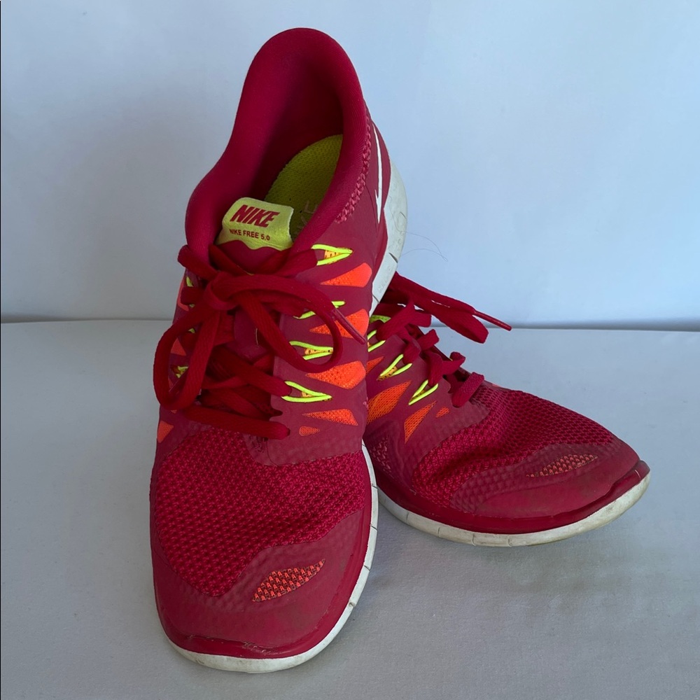 Nike Free Run Red Sneakers Size 9